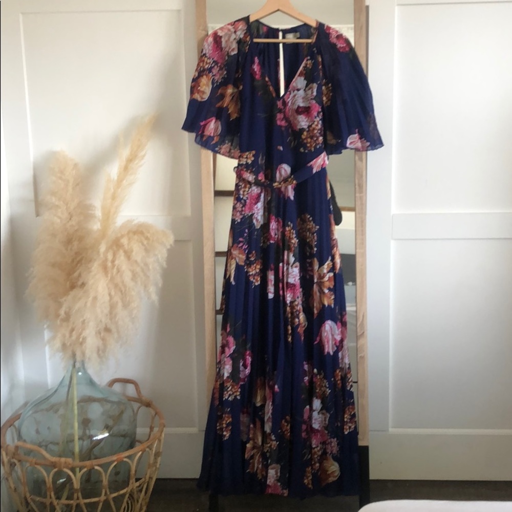 Pleated Maxi dress